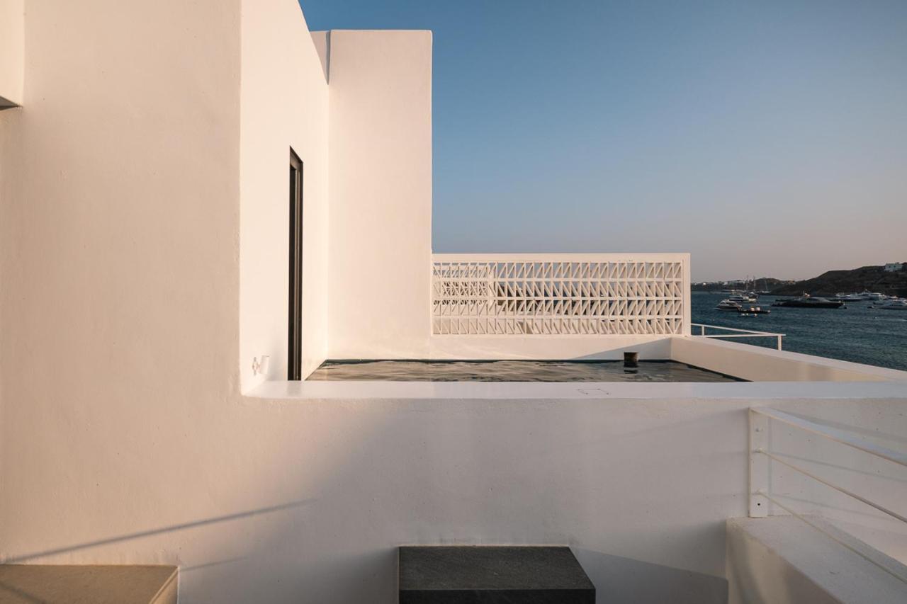 Cubic Mykonos Seafront Design Suites Орнос Экстерьер фото